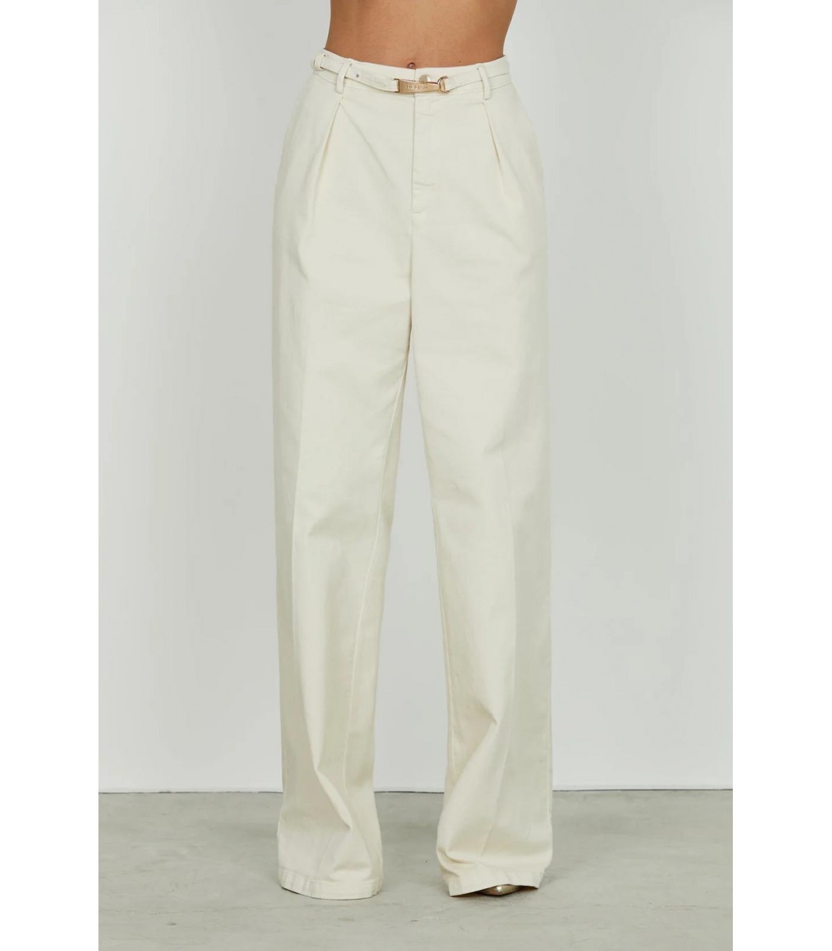 Relish- Jeans Alain para mujer
