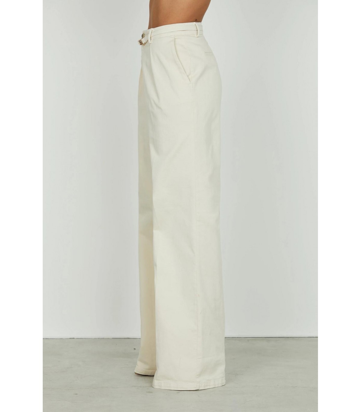 Relish- Jeans Alain para mujer