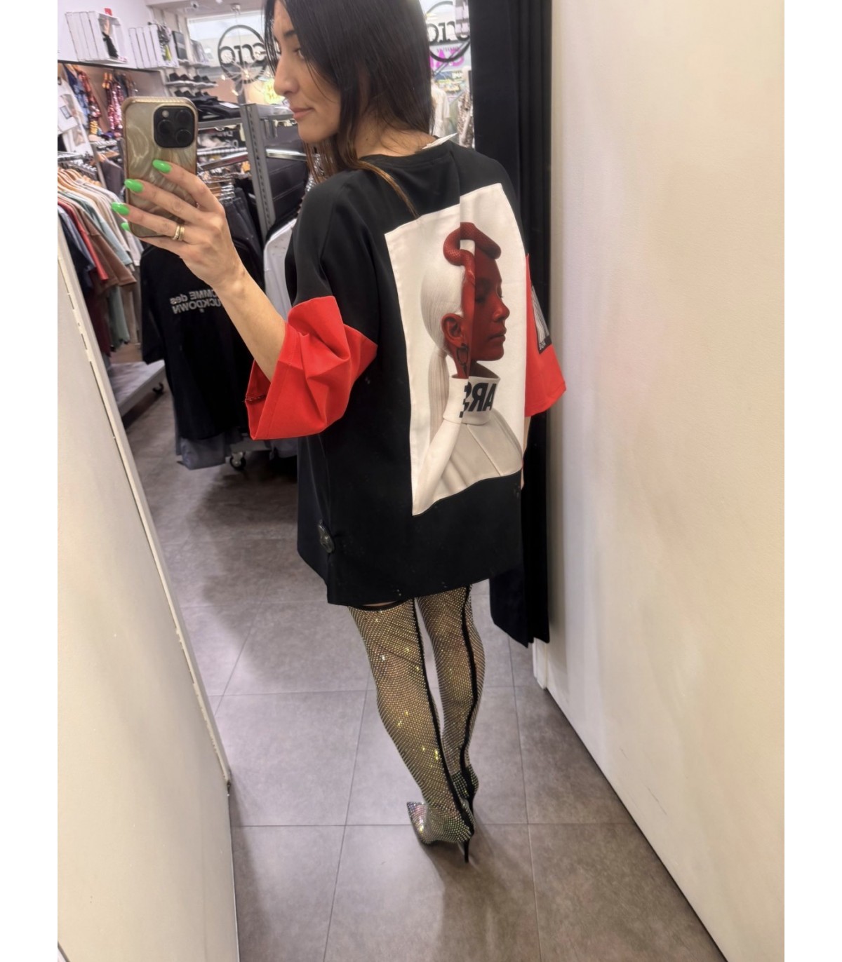 Arsie- Camiseta Serpiente Roja Unisex