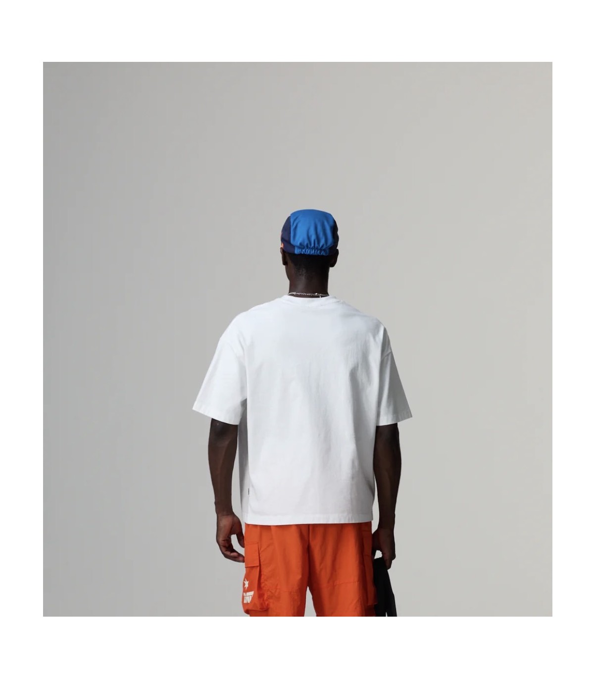 Criminal Damage- Camiseta Worldwide Radio para hombre