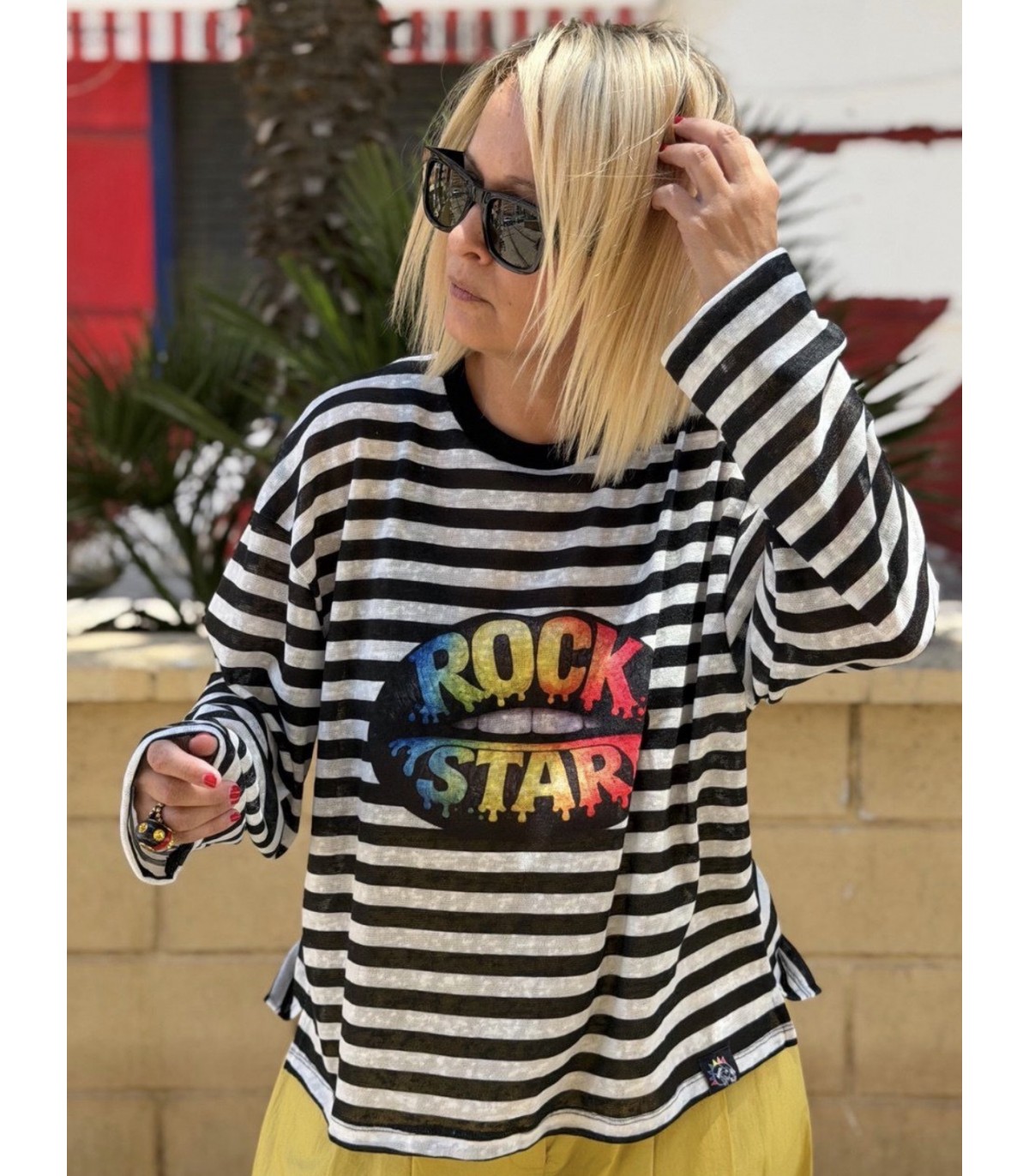 Noc The Brand- Camiseta Over Rayas Lips para mujer